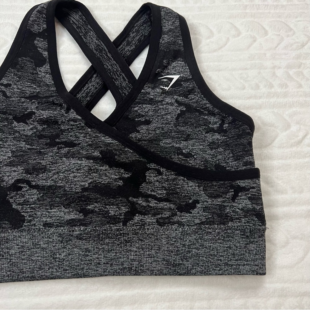 π Gymshark -β Womans Camo Seamless Sports Bra - Picture 3 of 10